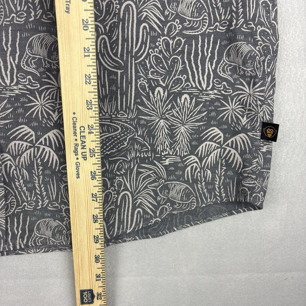 Howler Bros Pearl Snap Shirt Men's Large Gray Desert AOP Short Sleeve Outdoors - Picture 5 of 8